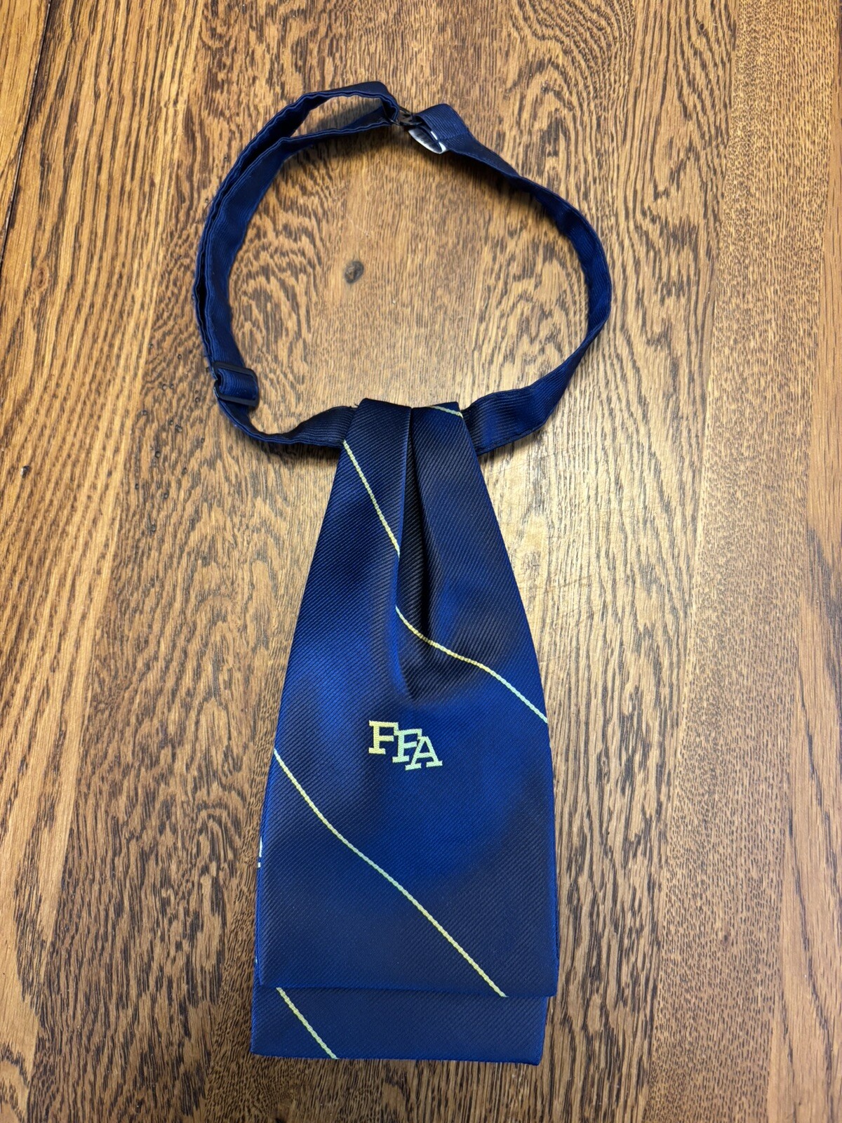 Picture 1 of 4