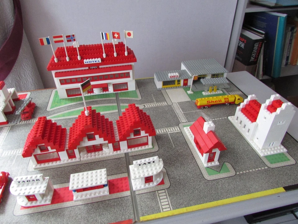 Lego vintage 810 Town plan - Photo 2/4