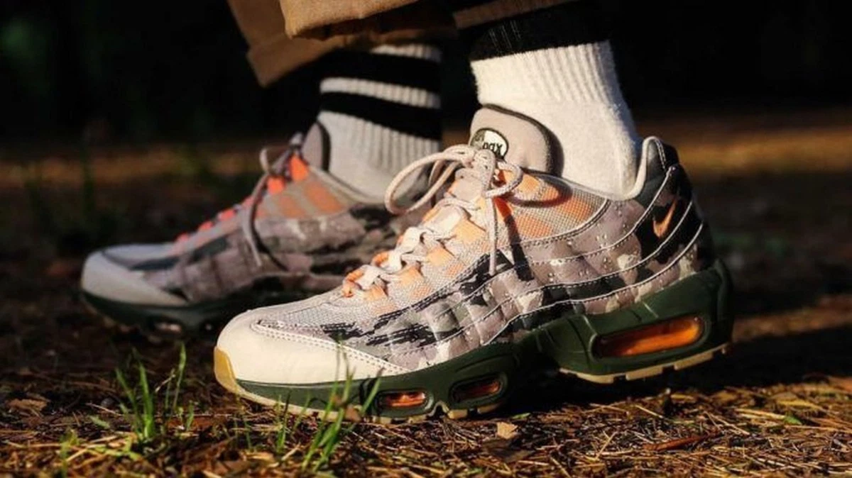 Air max 95 essential camo cheap
