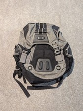 Oakley Mochila Gearbox LX Gris Táctico Bolso para Laptop Patinaje Patinador