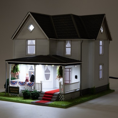 #ad #ad MENARDS RONALD REAGAN BOYHOOD HOME O GAUGE O SCALE LIGHTED TRAIN BUILDING HOUSE $175.00