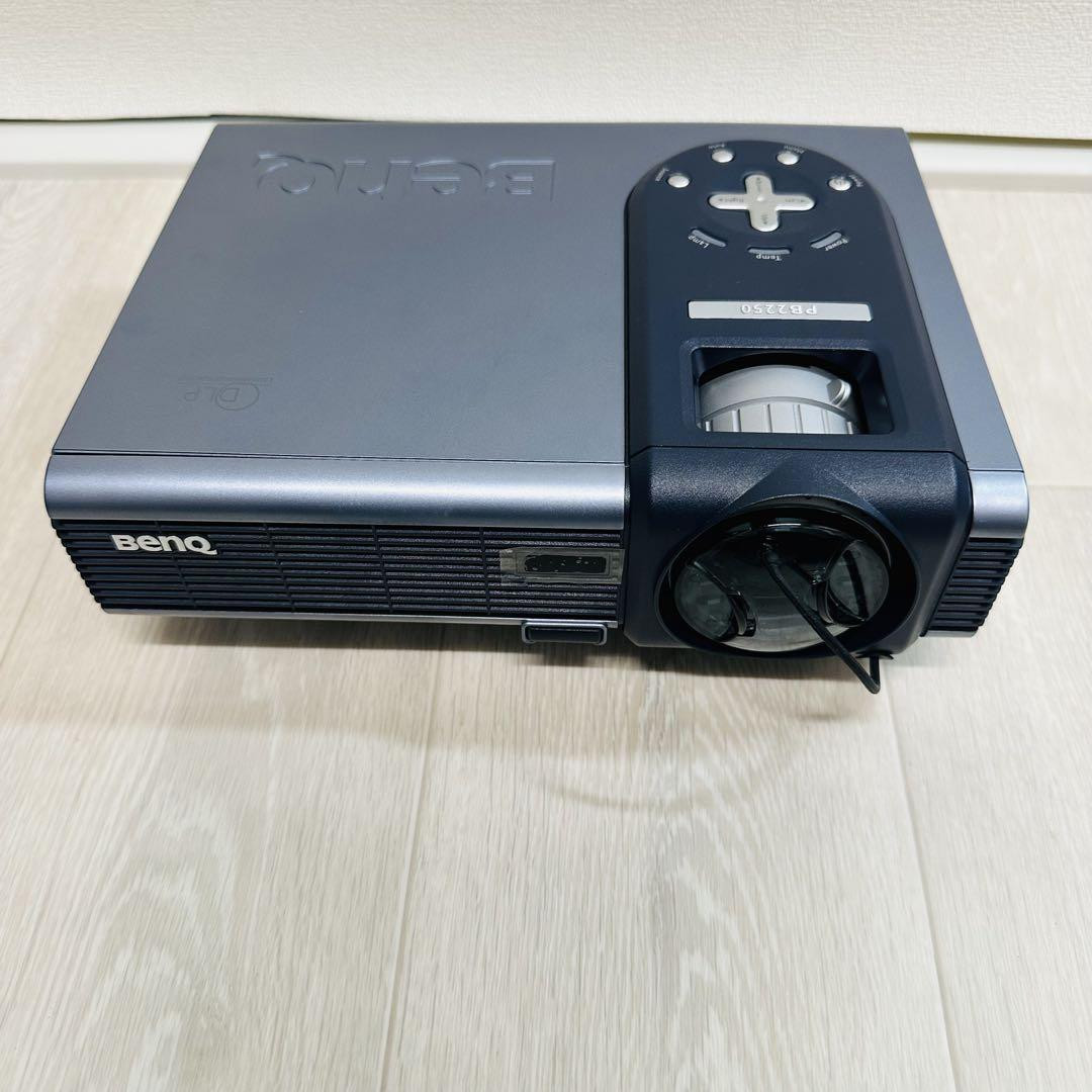 BenQ DLPプロジェクターPB2250