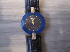 Jowissa Facet Strass Schweizer Damenuhr 29mm blau