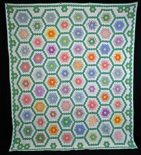 VINTAGE GRANDMOTHERS FLOWER GARDEN QUILT, CIRCA 1940s, 87" x 76"
