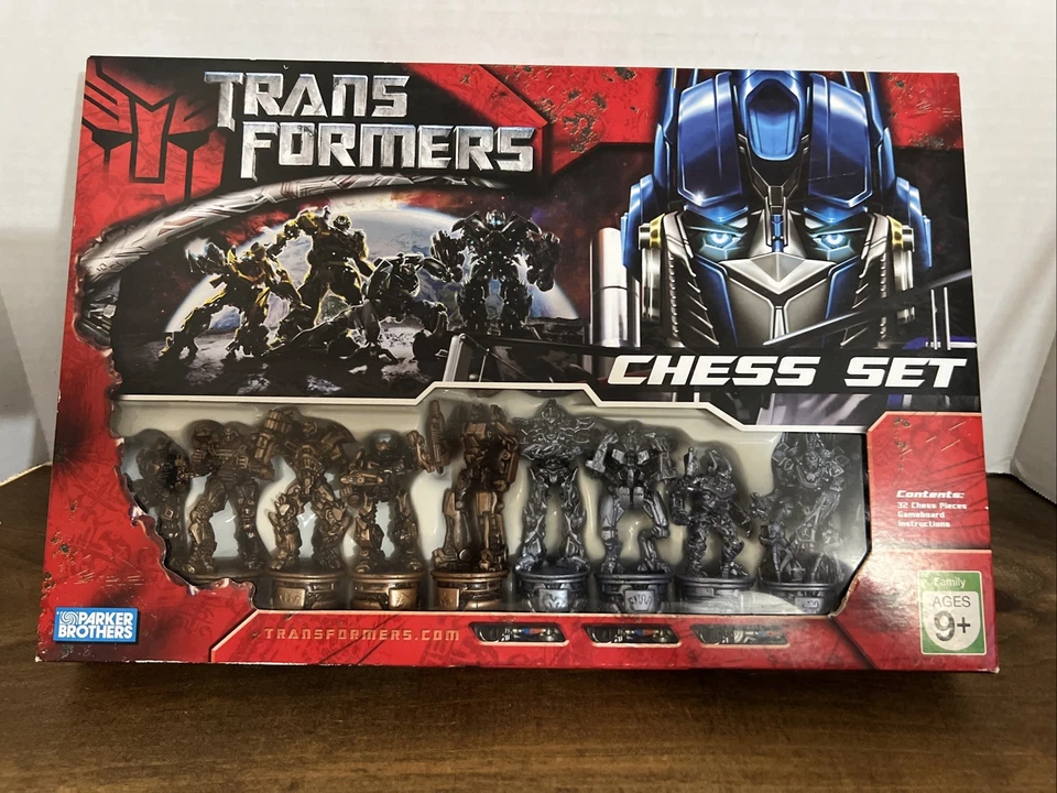 Transformers Chess Set 2007 Parker Brothers Hasbro - Image 2 of 4