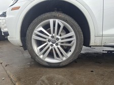 Used Wheel fits: 2018 Audi Q5 20x8 alloy 5 spoke triple spoke silver Grade A