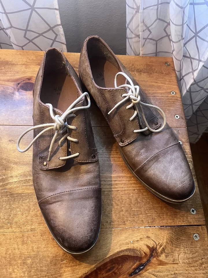 Zapatos de vestir Oxford marrón H&M para hombre desgastados talla 11,5 Foto 2 de 4