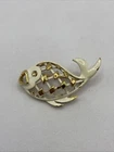 Vintage Crown Trifari Fish Brooch Pin Goldtone White Enamel Estate Jewelry 1.75”