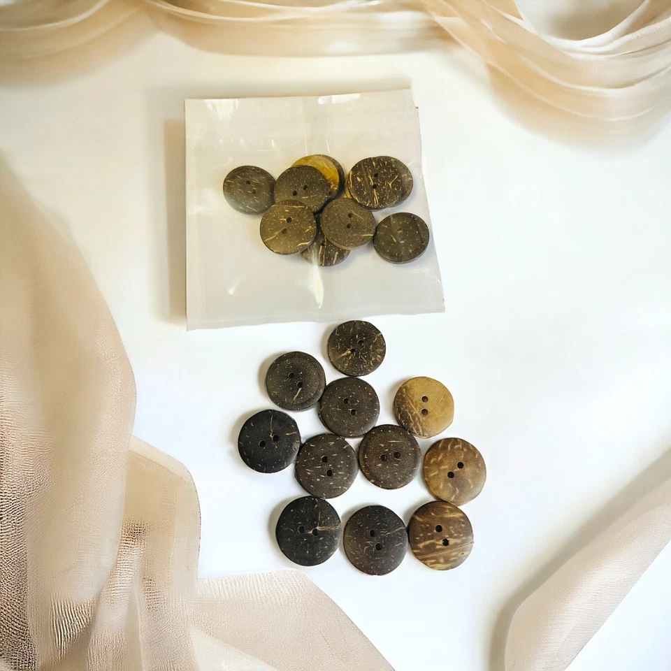 25mm Large Natural Coconut Shell Buttons 2 Hole Brown Sewing Knitting Adult - Image 2 of 4