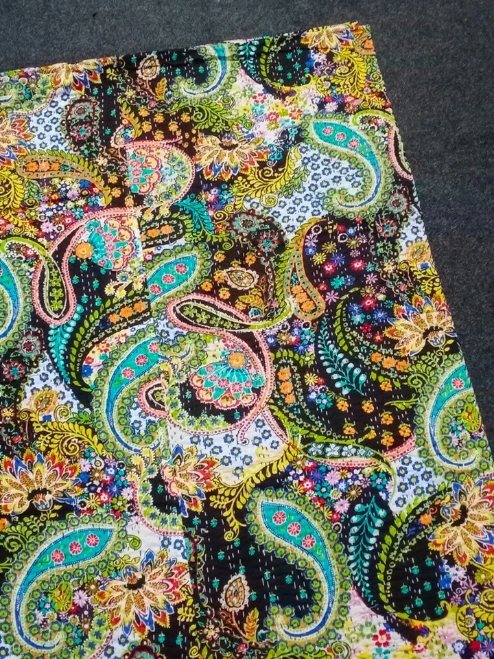 Edredón Kantha estampado paisley negro indio hecho a mano, manta Kantha, tiro, Kantha, Foto 4 de 4