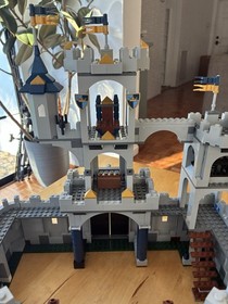 LEGO Castle: King's Castle Siege--7094 (incomplete) + 7093 Parts