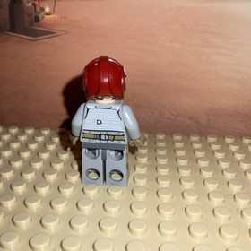 LEGO Star Wars Minifigure SANDSPEEDER PILOT sw0882 from 75204