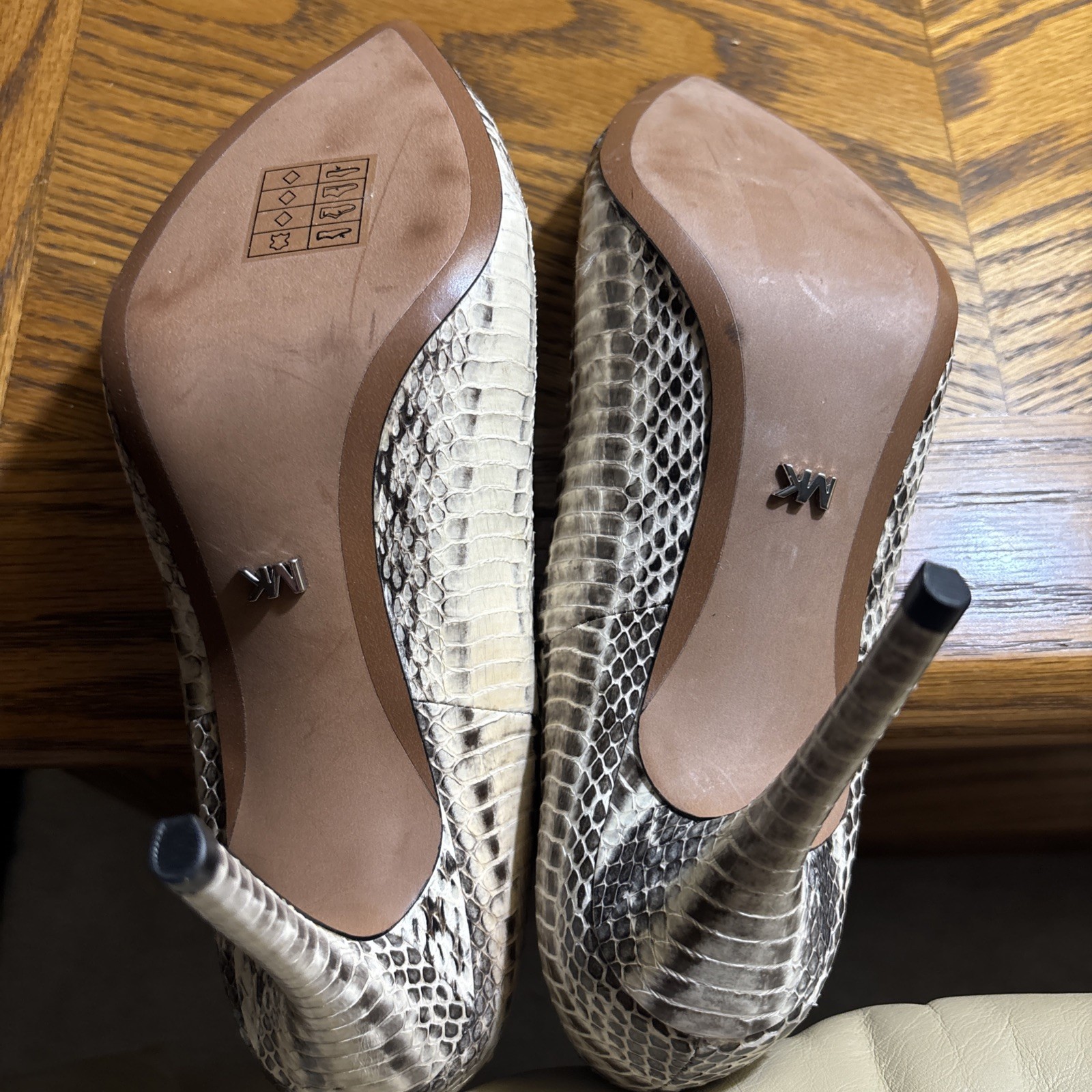 Black Cream Michael Kors Python snakeskin pumps s… - image 8