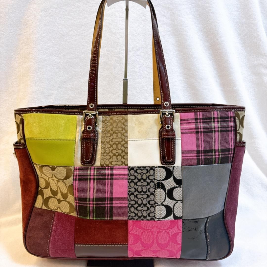 Beautiful Condition Rare COACH Patchwork Tote Bag… - image 5