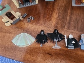 LEGO Harry Potter: Hogwarts Castle 4842 + Knights BUS 4866 Minifigures