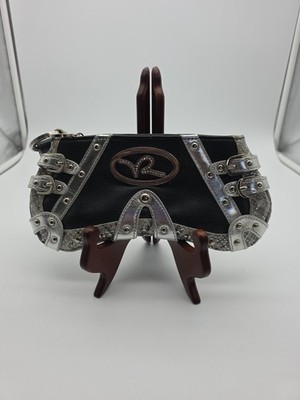 Roca Wear Clutch Black Leather And Silver