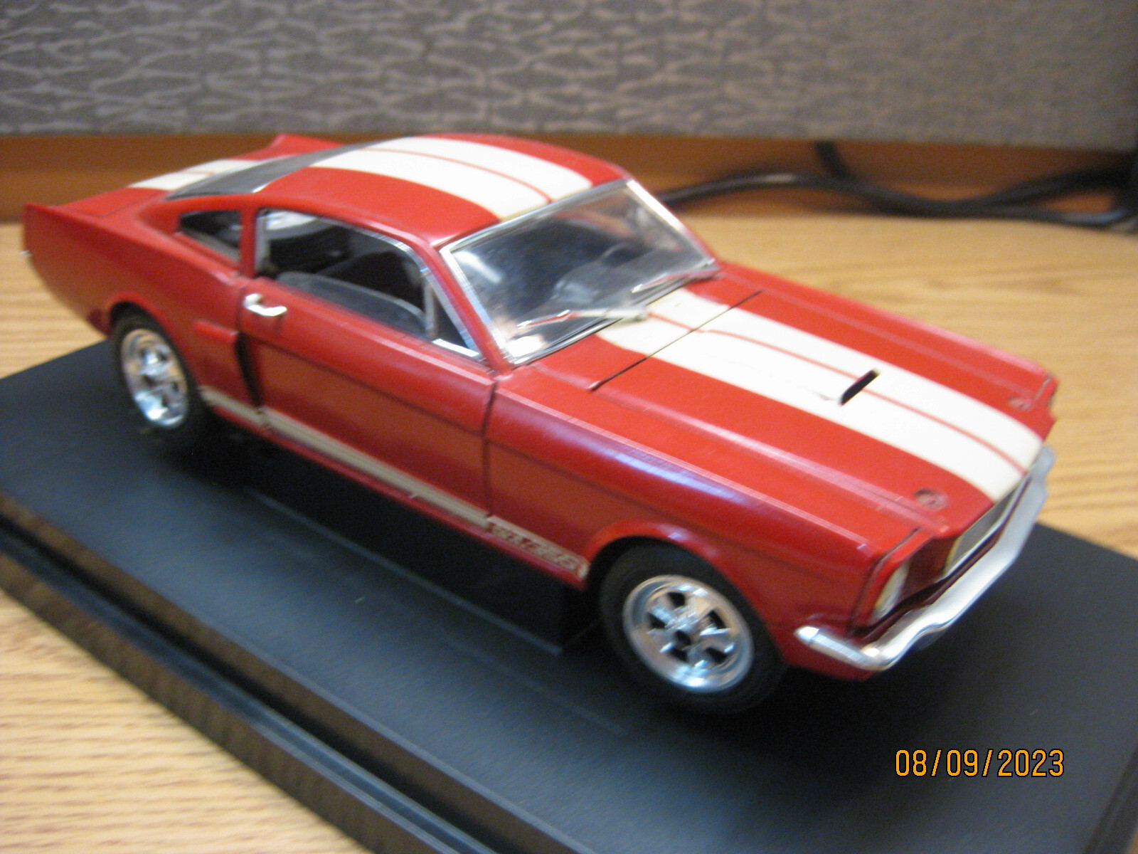 Picture 6 of 24