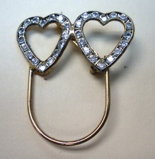 Double Gold Heart w/Swavarski crystals Spec Pin