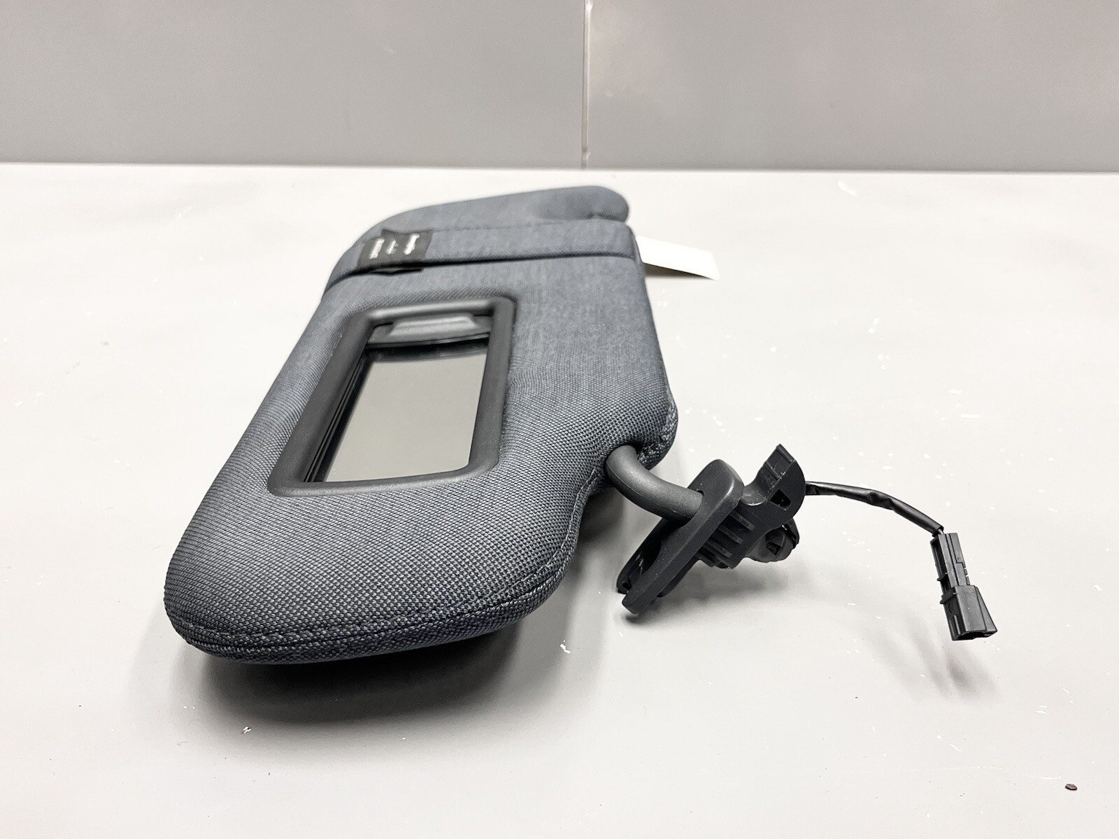 ⭐️2017-2020 MASERATI LEVANTE FRONT RIGHT PASSENGER SUN VISOR SUNVISOR OEM ZEGNA
