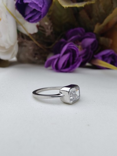 2.00 CT Horizontal Emerald Cut Bezel Anniversary Gift Ring 14K White Gold Plated - Picture 4 of 8
