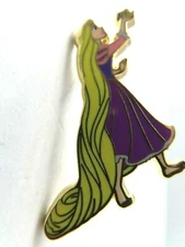 Disney Pin ACME Trading Rapunzel Holding Up Pascal LE 200