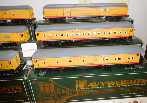 K-LINE UNION PACIFIC 18" YELLOW HEAVYWEIGHTS PASSENGER 6 CAR O SCALE TRAIN SET - Picture 6 of 18