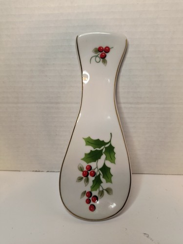 Royal Norfolk Christmas Winter Holly Berry Dinnerware 12 Pc Set Red Berries - Picture 4 of 12