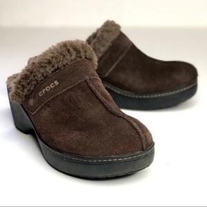 suede crocs clogs