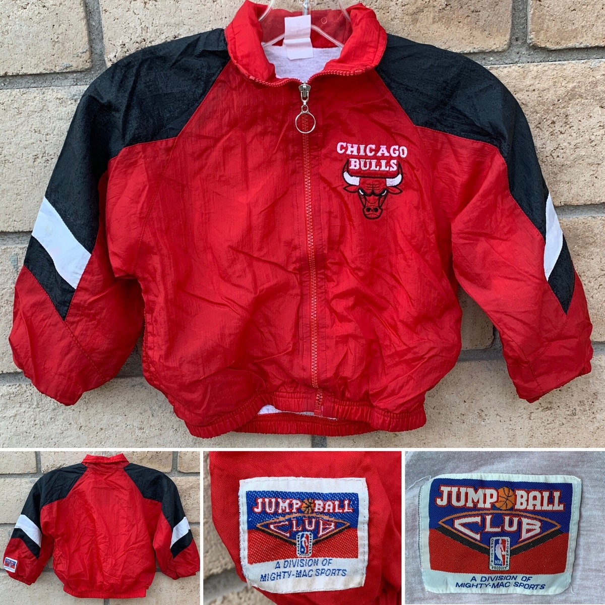 Vintage Chicago Bulls Embroidered Logo Windbreaker Jacket