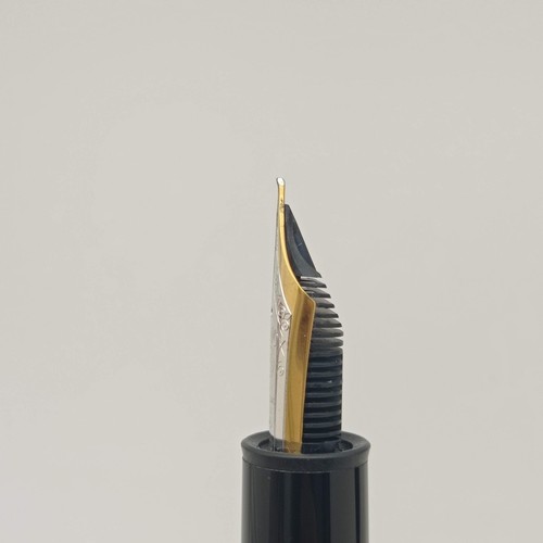 Montblanc Meisterstuck 149 Black Fountain Pen 18k F Nib Vintage 90s W.Germany - 第 11/18 張圖片