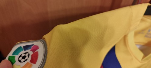 Maglia da calcio Nike Barcelona FC in trasferta 2019/20 ragazzo S 8-10 anni - Foto 10 di 17