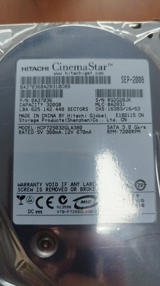 LOT DE 10 disque dur hitachi cinema star 320 gb sata 3.0 gb /s - Photo 2/3