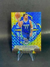 2022-23 Panini Mosaic Epic Performers Luka Doncic #7 Yellow Reactive Mosaic /99