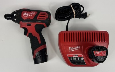 Milwaukee M12 1/4'' Hex Cordless Screwdriver with 2 Batteries & Charger