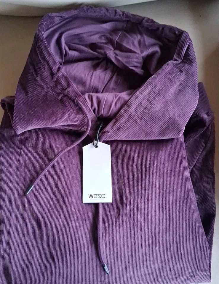 🟣 Moletom com capuz WeSC veludo | Masculino GG | Roxo | Novo, perfeito estado | Luxe Street - Imagem 2 de 4