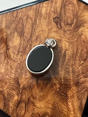 White Gold Onyx & Natural Diamond Pendant - Bild 1 von 4