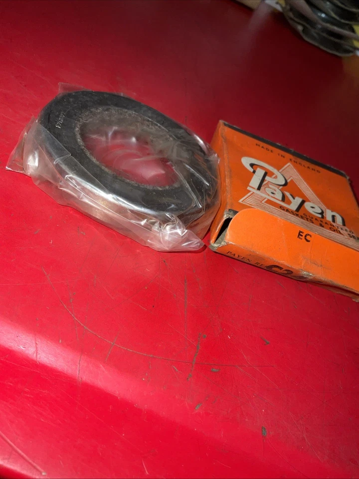 Nuevo de Lote Antiguo Payen BUJE TRASERO SELLO DE ACEITE Hillman Minx HUMBER Hawk SUNBEAM Alpine COMMER NA248 Foto 3 de 4