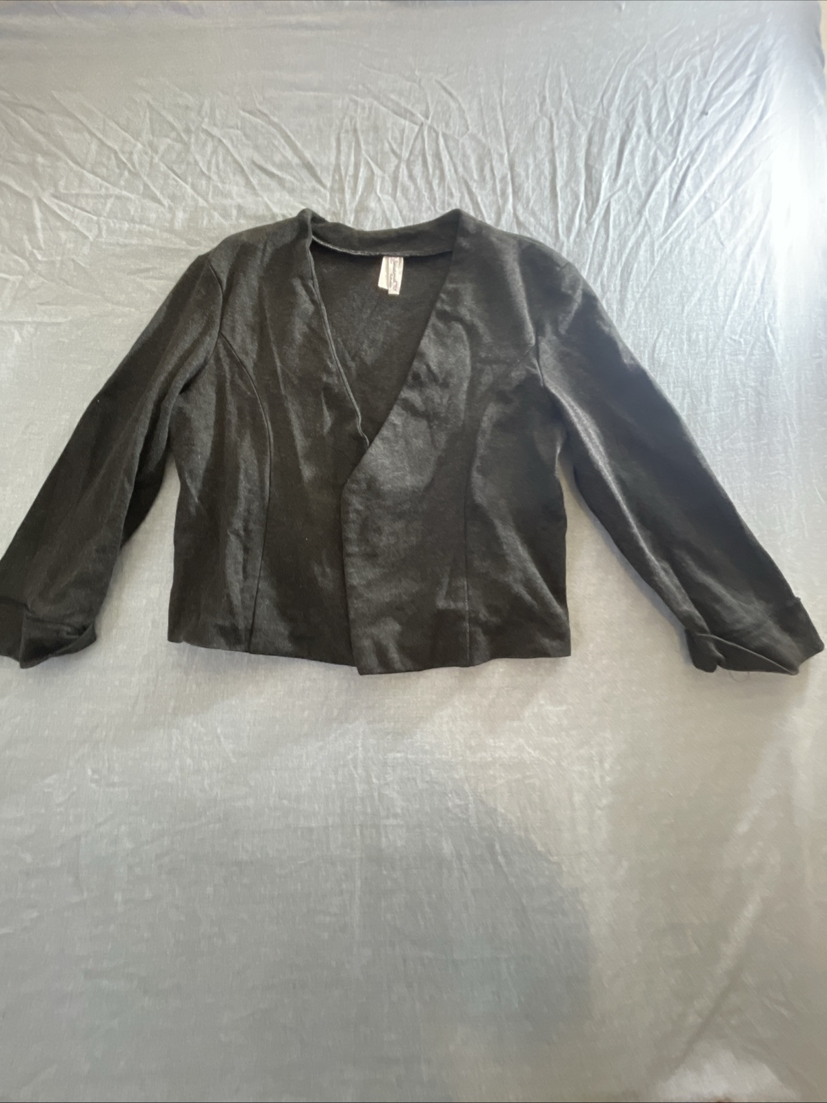 Sensational Collection Gray Large Longsleeve Over… - image 1