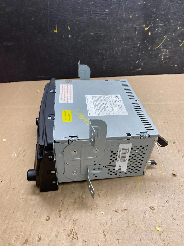 Radio reproductor de CD Hyundai Sonata 2012 a 2014 pantalla OEM U4646 DG Foto 3 de 4