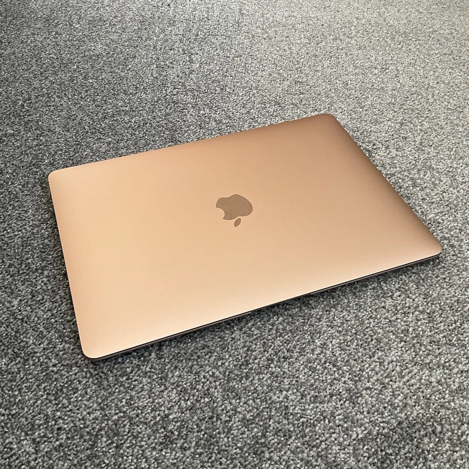 Apple MacBook Air 13" 2020 · i5 · 16GB · 1TB, photo 2 of 5