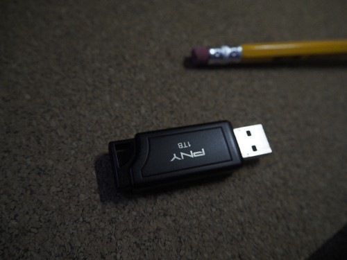 PNY 1TB Pro Elite V3 USB 3.2 Gen 2 Flash Drive - P-FD1TBPROV3-GE - Picture 9 of 11
