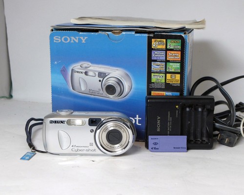 Sony CyberShot DSC-P73 4.1MP Digital Camera 16MB Memory Stick