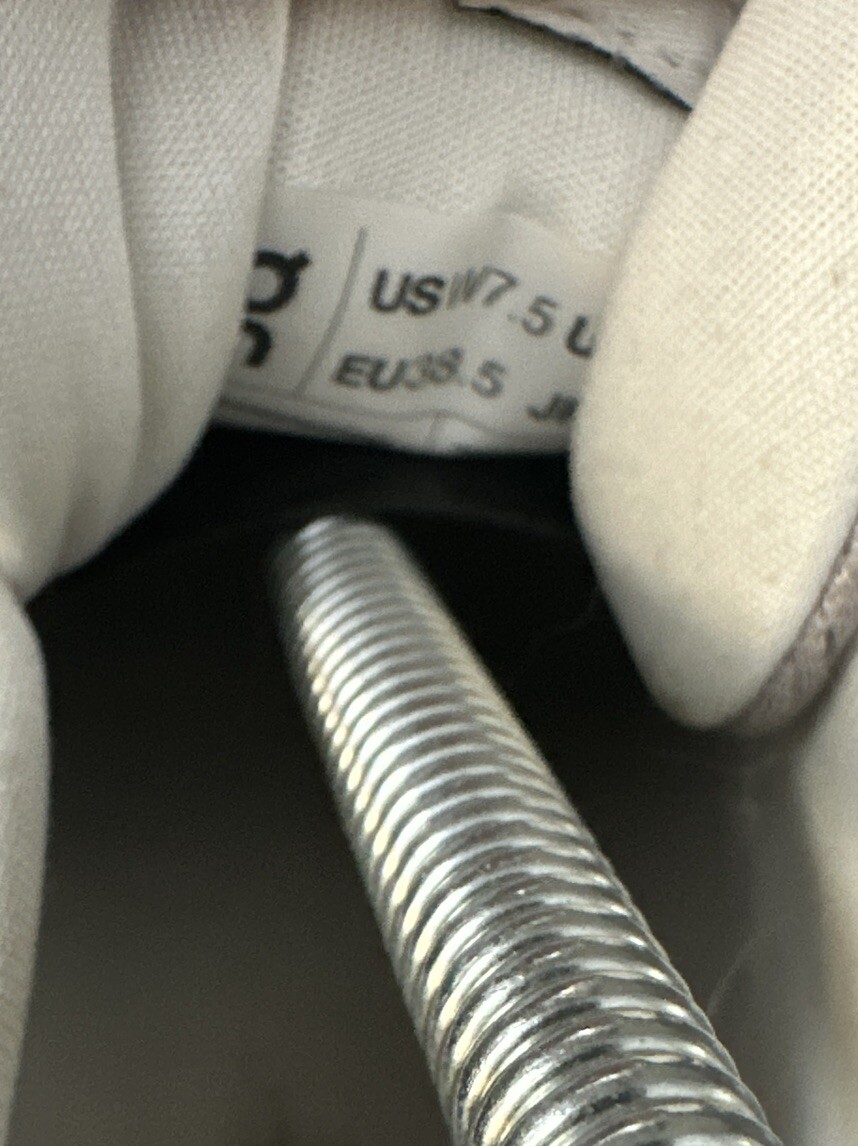 Picture 15 of 24