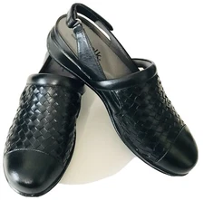 Softwalk  Women's Black Salina Woven Clog Excellent Condition!! Size 10M $79.95