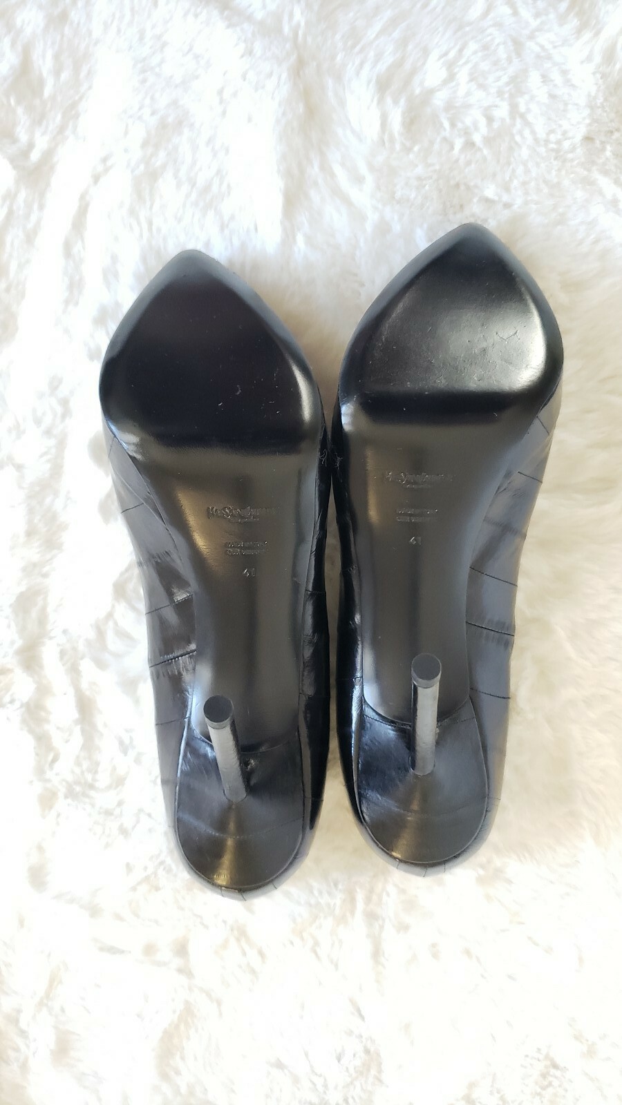 Decolte Yves Saint Laurent in pelle nera taglia 41