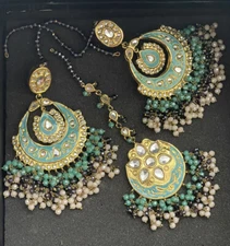 Pakistani Indian Jewelry Set. Earrings And Tikka. Meenakari. Lilac, Aqua & Gold.