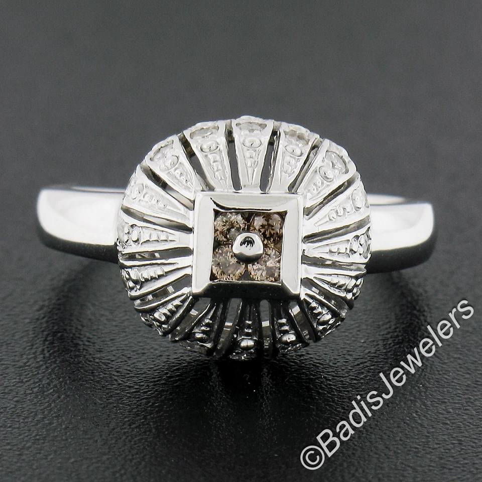 Anillo Estate de oro blanco de 10 quilates de lujo con cúpula de diamantes marrones de 0,24 quilates Foto 2 de 4