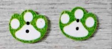 wood paw print sewing buttons 2 holes 5/8 inch green 2pc set
