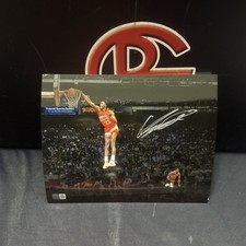 Dominique Wilkins Rookie Cards and Autographed Memorabilia Guide 38