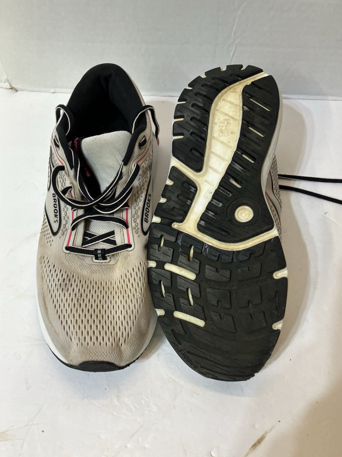 Brooks Ariel GTS 23 Women's Running Shoes 11 White Sneakers 1203901D078 thumbnail 10